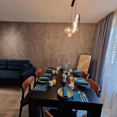 Marsselis Luxe Port Apartment Varna Dış mekan fotoğraf