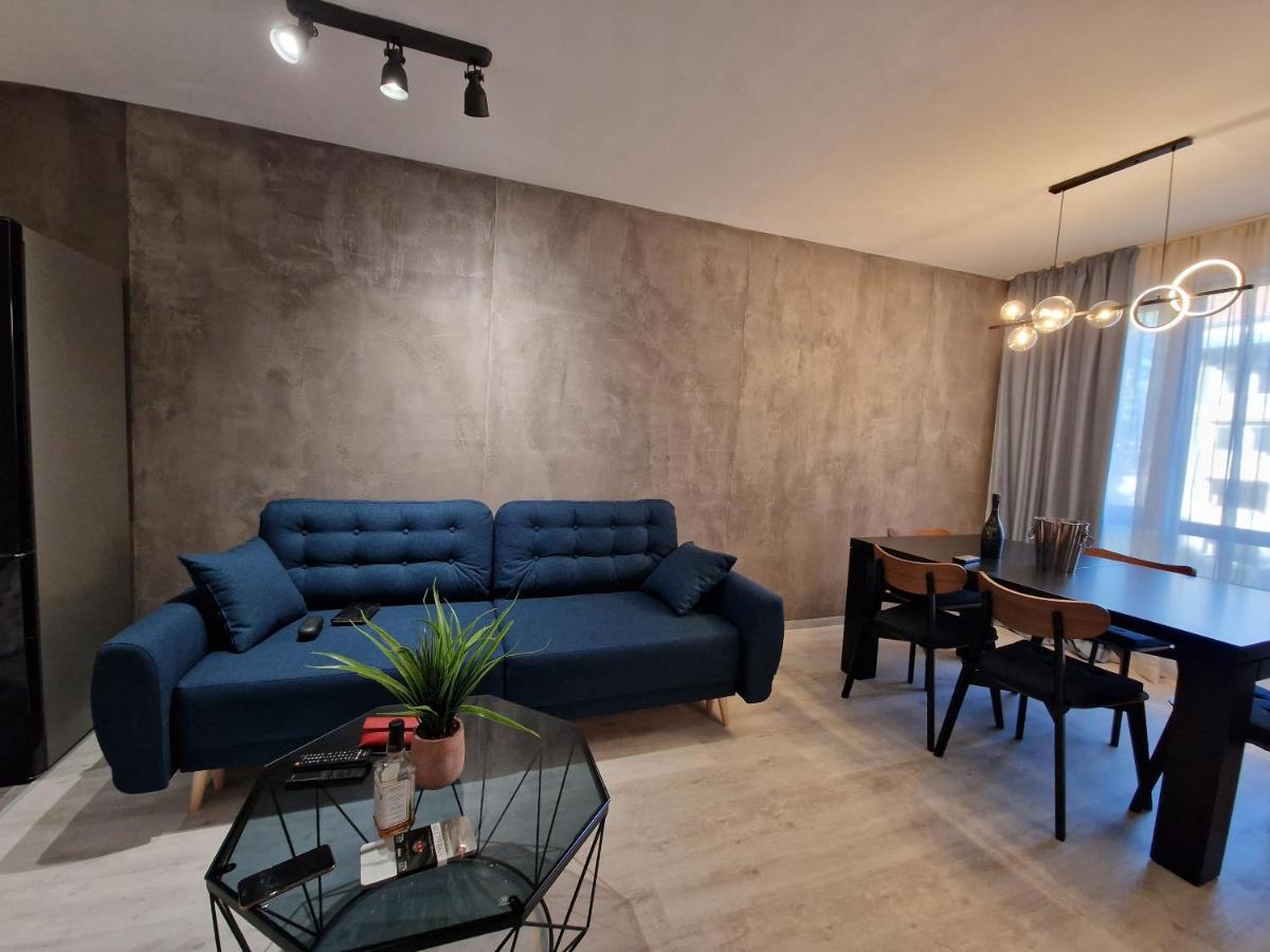 Marsselis Luxe Port Apartment Varna Dış mekan fotoğraf