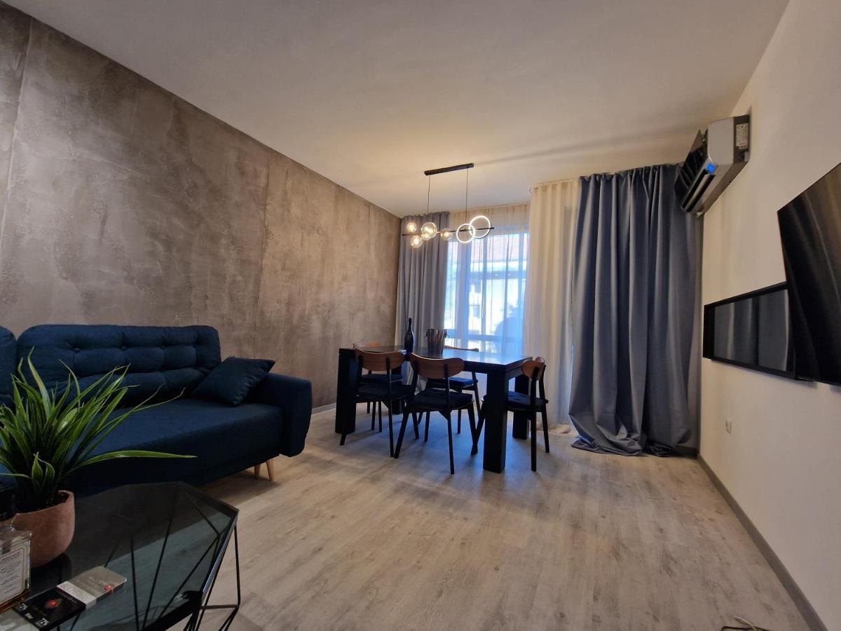 Marsselis Luxe Port Apartment Varna Dış mekan fotoğraf