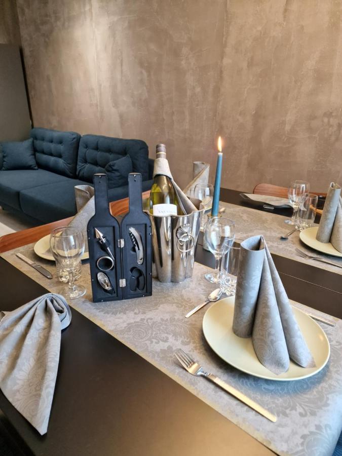 Marsselis Luxe Port Apartment Varna Dış mekan fotoğraf