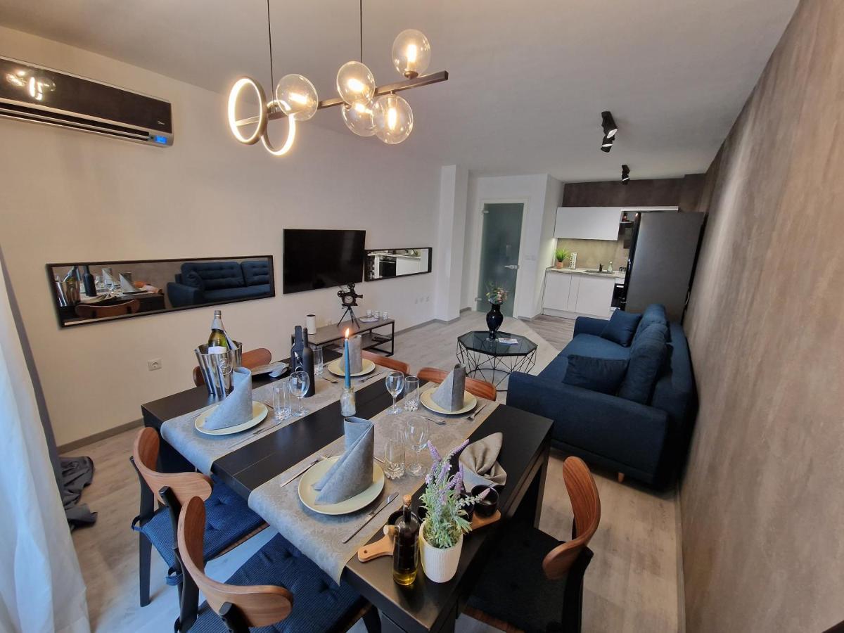 Marsselis Luxe Port Apartment Varna Dış mekan fotoğraf